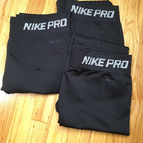 Nike Pants - 3x Nike Pro Limitless (seamless) Hypercool capris